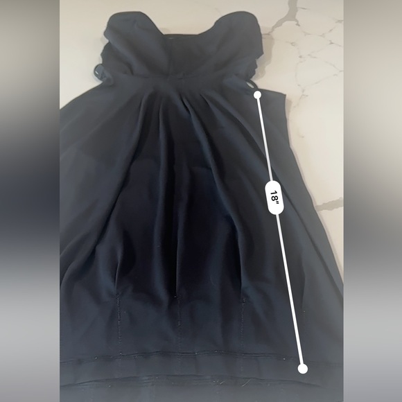 Flow and Go Lululemon-Black Strappy Long Mesh Tank - Picture 6 of 6